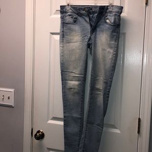 American Eagle skinny jeans